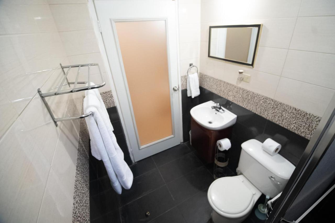 Stacys Place #1 2 Bedroom Apartment Port of Spain Luaran gambar